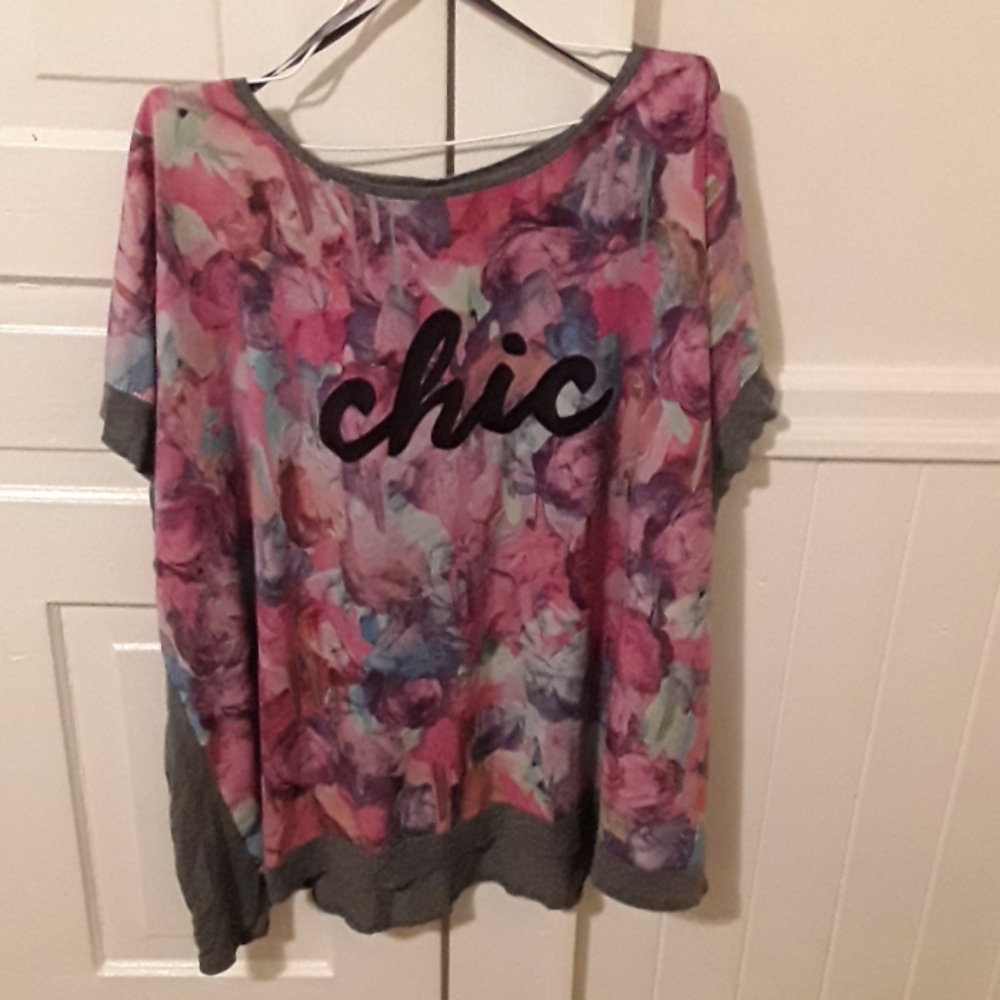 Woman's "Chic" Shirt